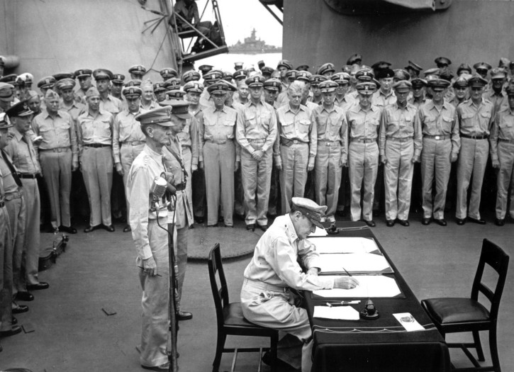 macarthursigning