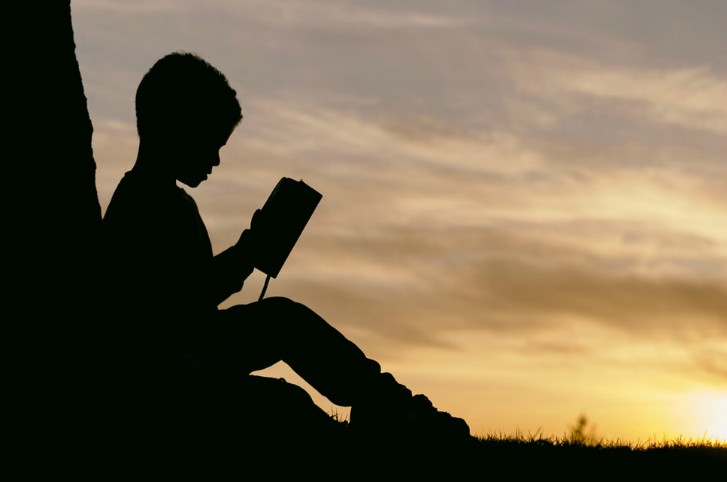 silhouette childreadingbible